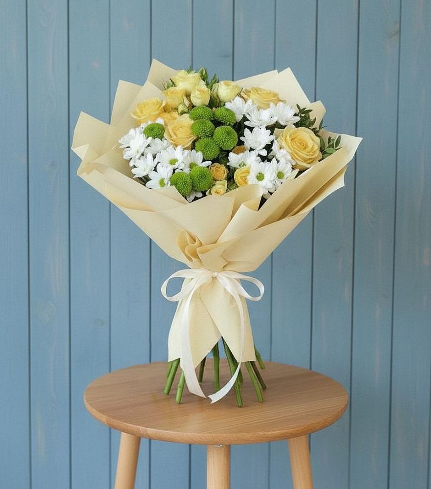 Букет цветов из: Хризантемы и Розы в Люберцах