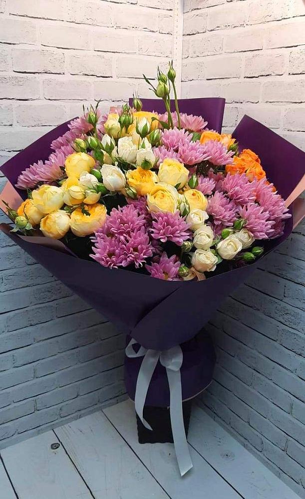 Букет цветов из: Хризантемы и Розы в Люберцах