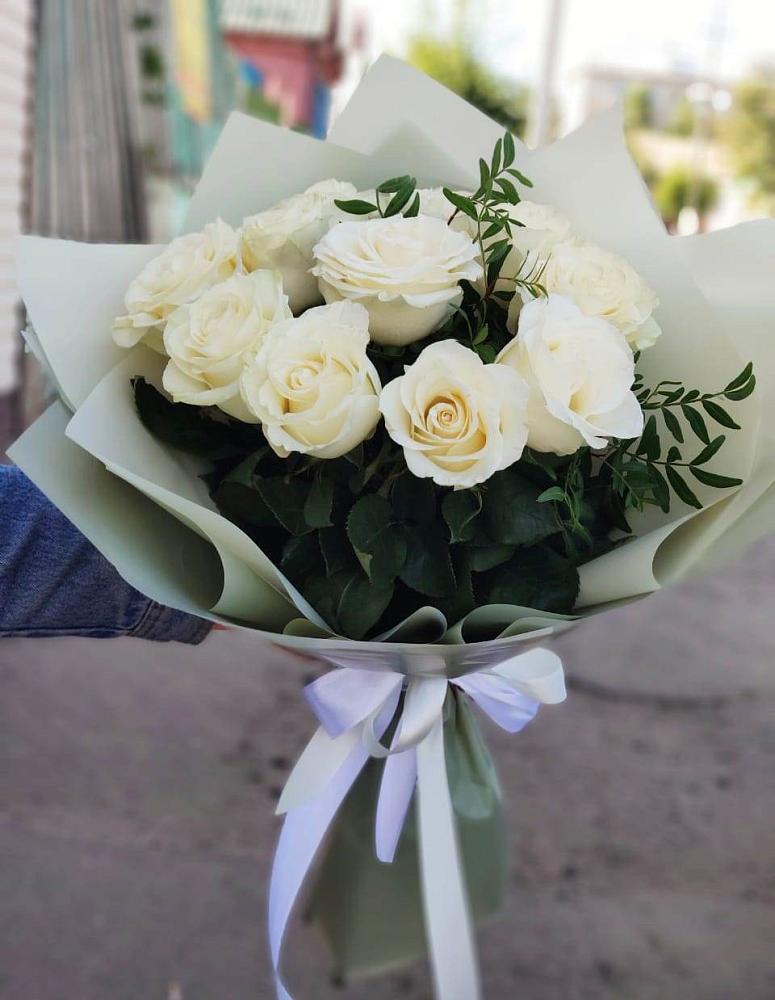 Букет Белые розы Проуд в Люберцах