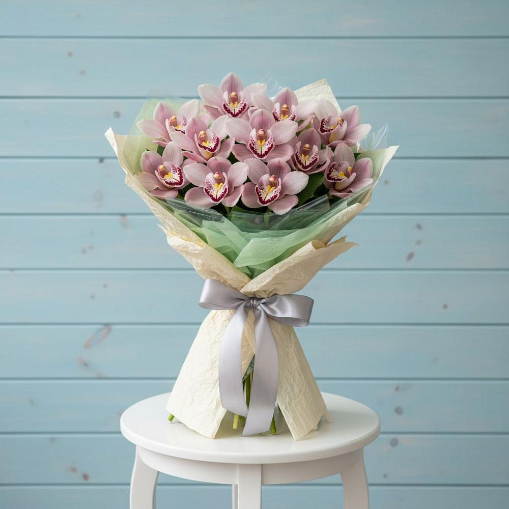 Букет цветов из: Орхидеи и Розы в Люберцах