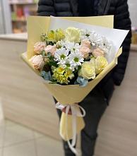 Букет цветов из:  Альстромерии, Розы и Хризантемы в Люберцах