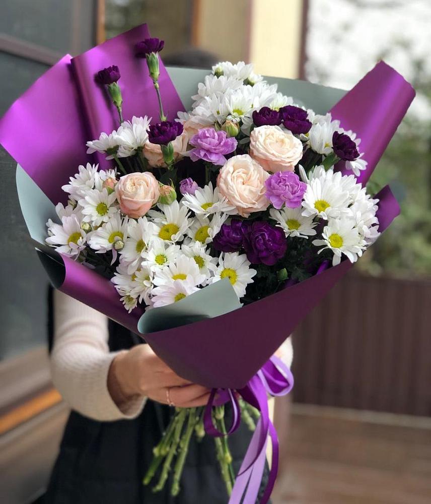 Букет цветов из: Хризантемы, Гвоздики и Розы в Люберцах