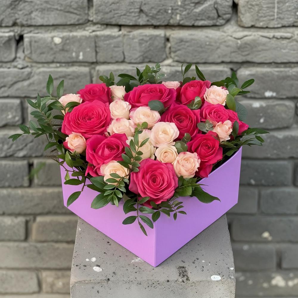 Цветочная композиция из Розы в коробке в Люберцах