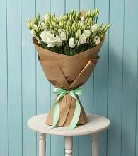 Букет цветов из:  Лизиантусы в Люберцах